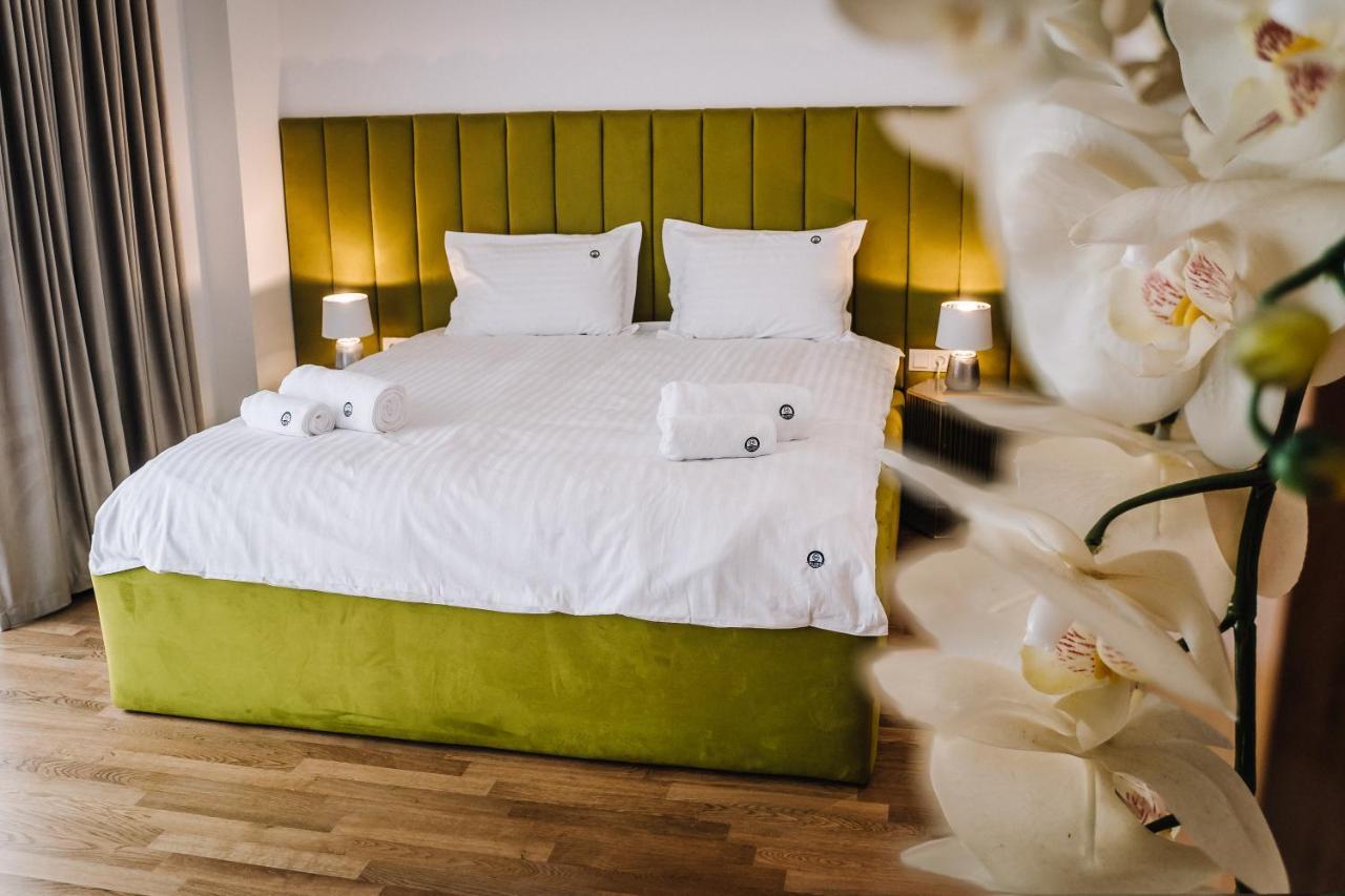 Hotel Glory Oradea Exterior foto