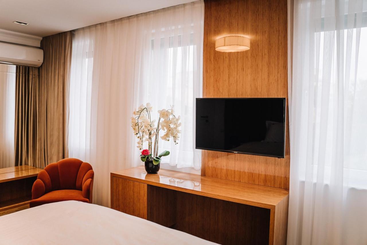 Hotel Glory Oradea Exterior foto