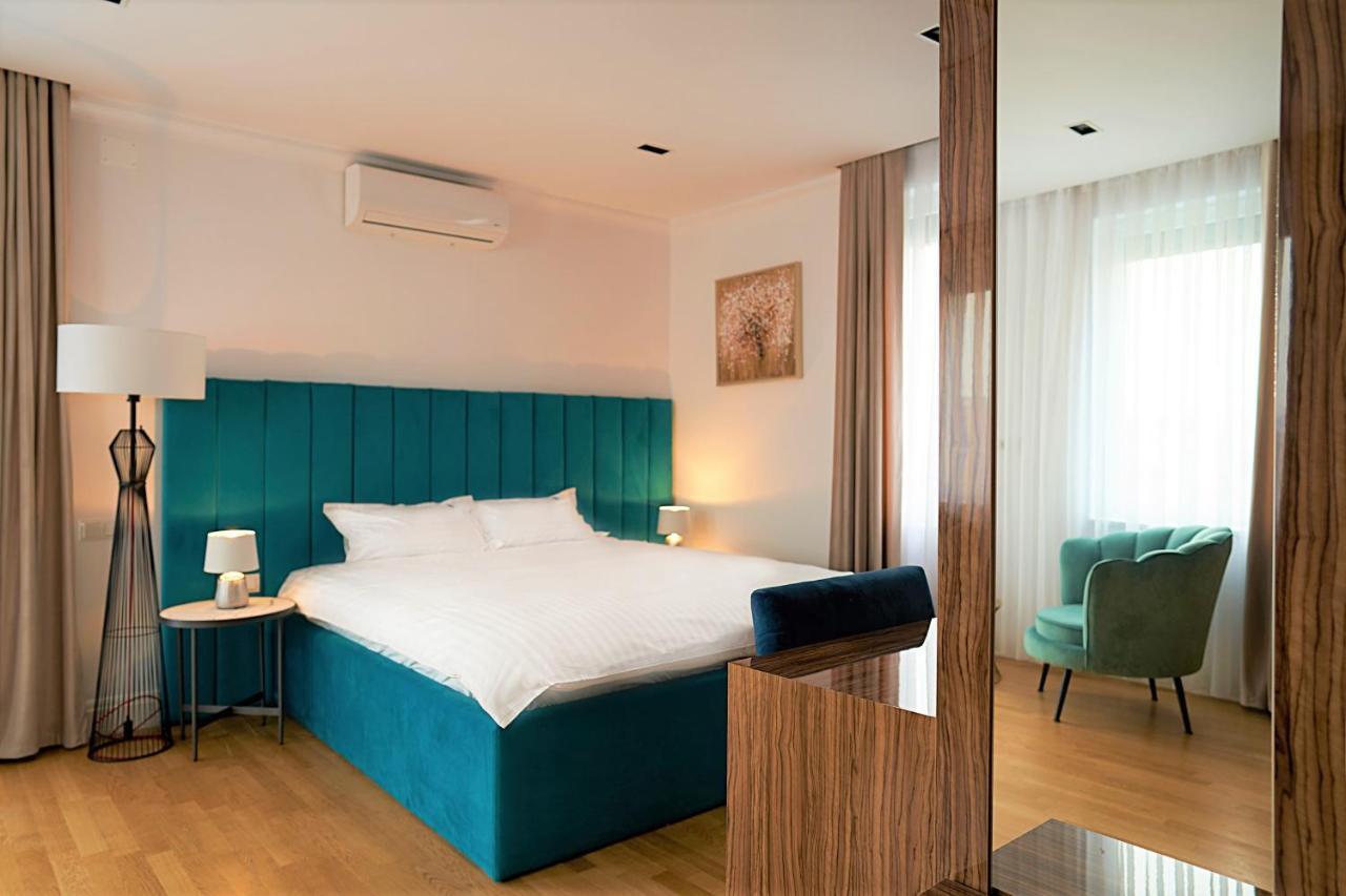 Hotel Glory Oradea Exterior foto