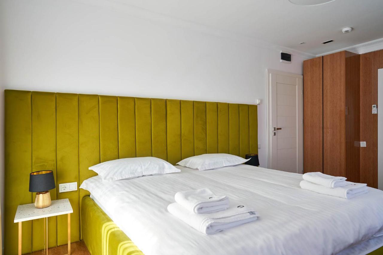 Hotel Glory Oradea Exterior foto