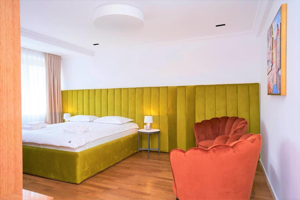 Hotel Glory Oradea Exterior foto